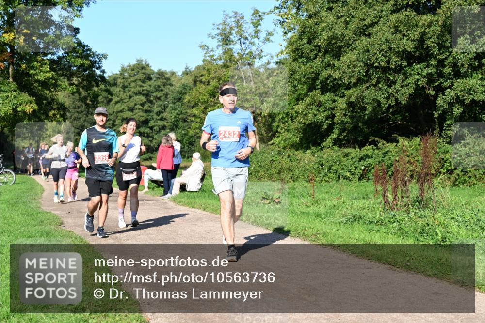 27.09.2026 - 35. Volkslauf durch das schöne Alstertal Dr. Thomas Lammeyer http://msf.ph/oto/10563736 27.09.2026 10:27:41 Laufen 2356, 2432 meine-sportfotos.de