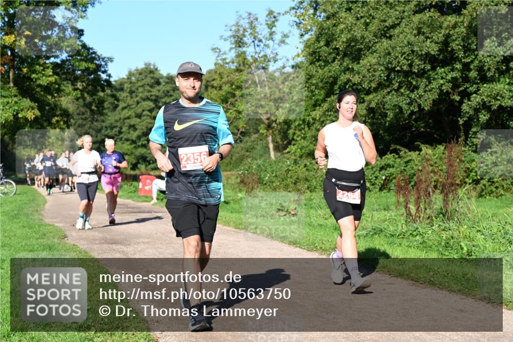 27.09.2026 - 35. Volkslauf durch das schöne Alstertal Dr. Thomas Lammeyer http://msf.ph/oto/10563750 27.09.2026 10:27:44 Laufen 2356 meine-sportfotos.de