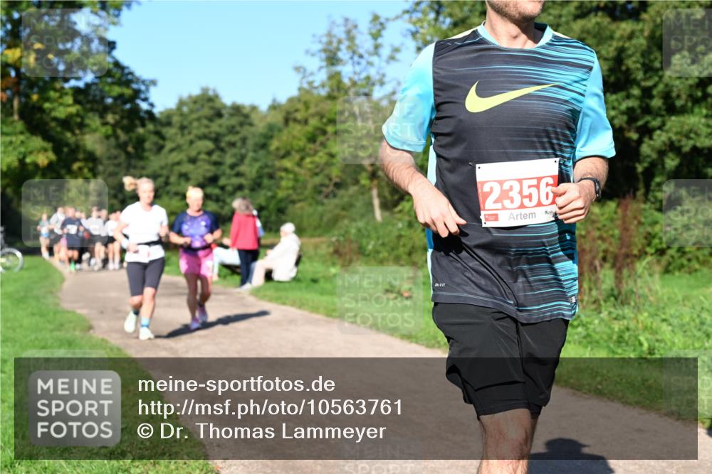 27.09.2026 - 35. Volkslauf durch das schöne Alstertal Dr. Thomas Lammeyer http://msf.ph/oto/10563761 27.09.2026 10:27:45 Laufen 2356 meine-sportfotos.de