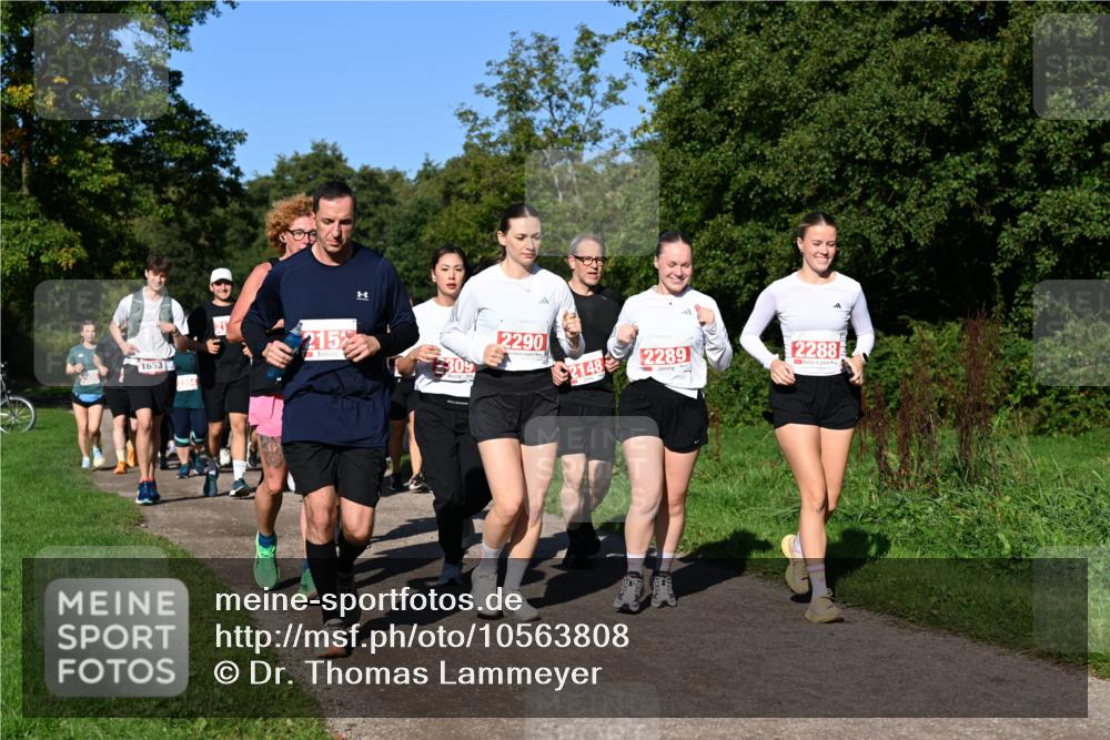 27.09.2026 - 35. Volkslauf durch das schöne Alstertal Dr. Thomas Lammeyer http://msf.ph/oto/10563808 27.09.2026 10:27:59 Laufen 1653, 215, 2290, 2148, 2289, 2288 meine-sportfotos.de