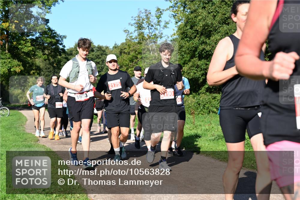 27.09.2026 - 35. Volkslauf durch das schöne Alstertal Dr. Thomas Lammeyer http://msf.ph/oto/10563828 27.09.2026 10:28:03 Laufen 2006, 2223, 2175, 1653, 27, 90, 06 meine-sportfotos.de
