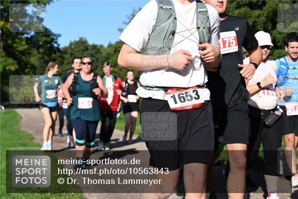 27.09.2026 - 35. Volkslauf durch das schöne Alstertal Dr. Thomas Lammeyer http://msf.ph/oto/10563843 27.09.2026 10:28:05 Laufen 175, 1653, 213 meine-sportfotos.de