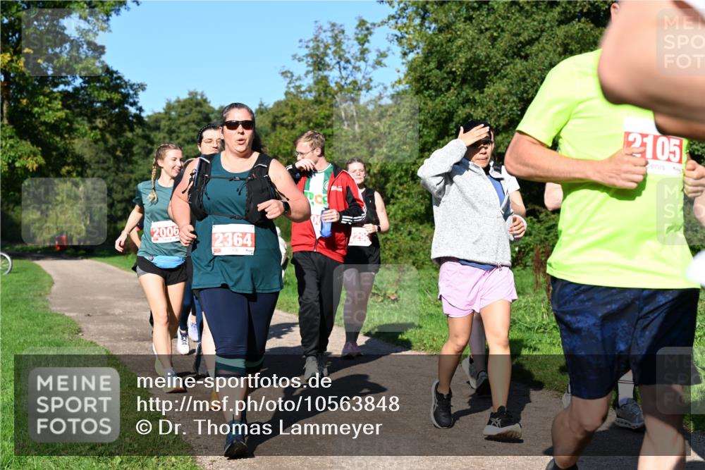 27.09.2026 - 35. Volkslauf durch das schöne Alstertal Dr. Thomas Lammeyer http://msf.ph/oto/10563848 27.09.2026 10:28:06 Laufen 2006, 2364, 2105 meine-sportfotos.de