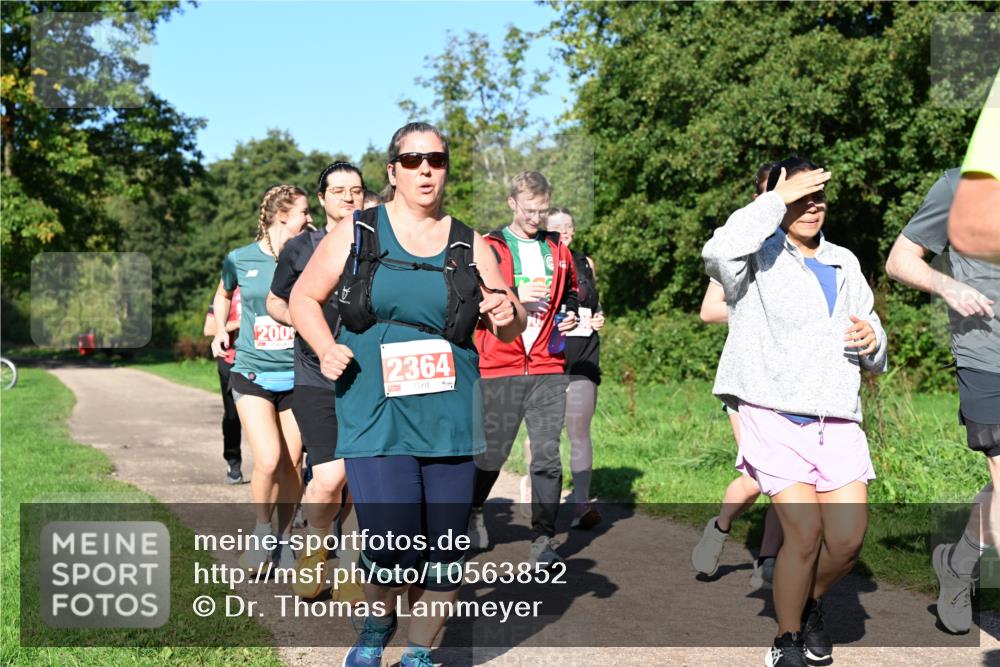 27.09.2026 - 35. Volkslauf durch das schöne Alstertal Dr. Thomas Lammeyer http://msf.ph/oto/10563852 27.09.2026 10:28:07 Laufen 200, 2364 meine-sportfotos.de