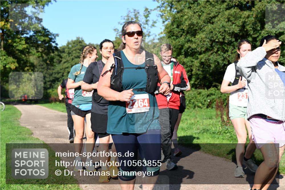 27.09.2026 - 35. Volkslauf durch das schöne Alstertal Dr. Thomas Lammeyer http://msf.ph/oto/10563855 27.09.2026 10:28:07 Laufen 12364, 231 meine-sportfotos.de
