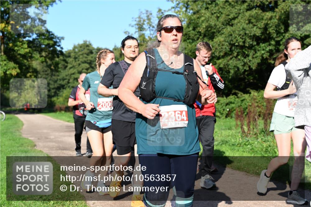 27.09.2026 - 35. Volkslauf durch das schöne Alstertal Dr. Thomas Lammeyer http://msf.ph/oto/10563857 27.09.2026 10:28:07 Laufen 2006, 2364, 123 meine-sportfotos.de