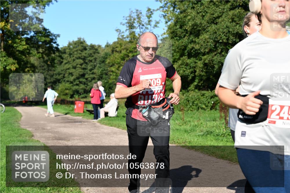 27.09.2026 - 35. Volkslauf durch das schöne Alstertal Dr. Thomas Lammeyer http://msf.ph/oto/10563878 27.09.2026 10:28:10 Laufen 9, 245 meine-sportfotos.de