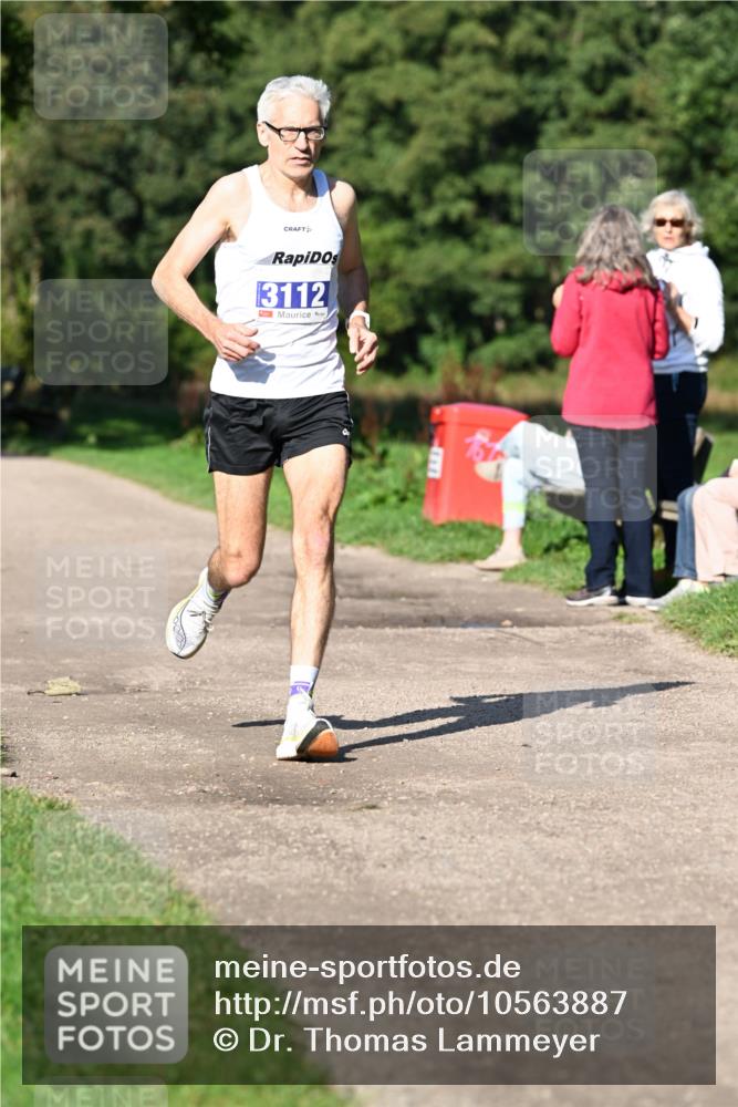 27.09.2026 - 35. Volkslauf durch das schöne Alstertal Dr. Thomas Lammeyer http://msf.ph/oto/10563887 27.09.2026 10:33:31 Laufen 3112 meine-sportfotos.de