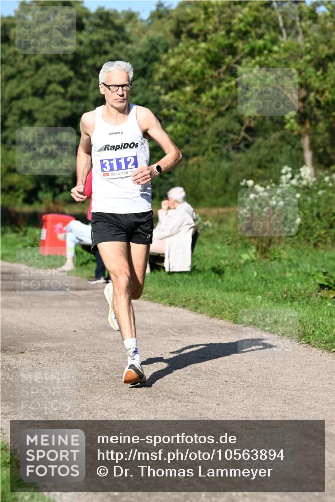 27.09.2026 - 35. Volkslauf durch das schöne Alstertal Dr. Thomas Lammeyer http://msf.ph/oto/10563894 27.09.2026 10:33:32 Laufen 3112 meine-sportfotos.de