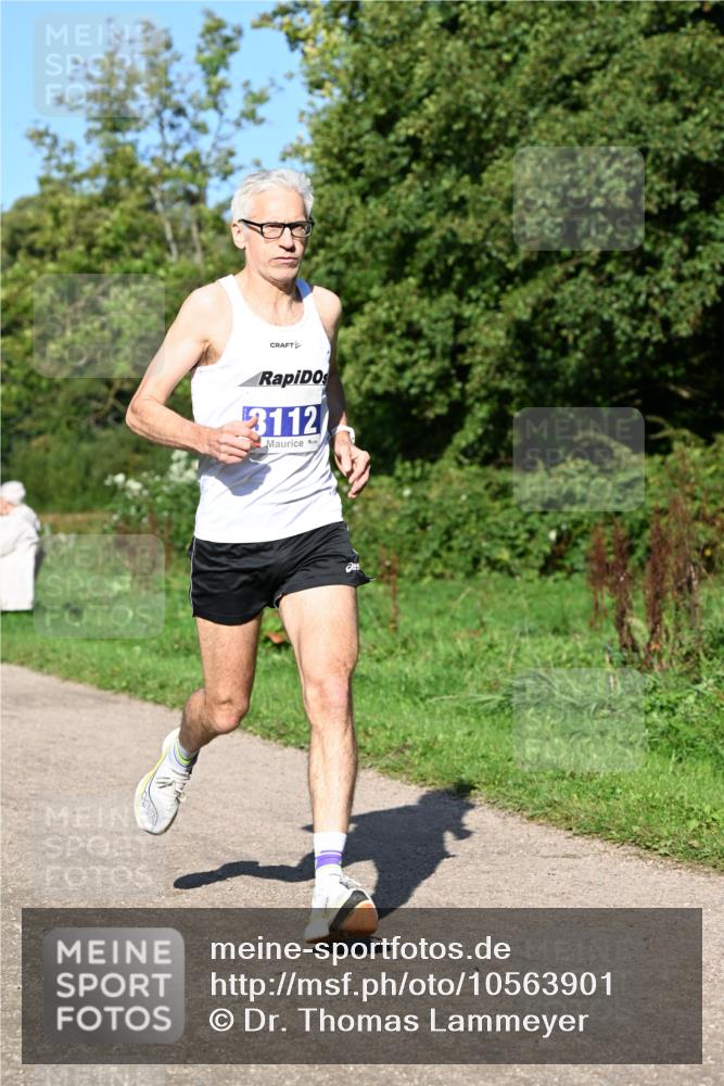 27.09.2026 - 35. Volkslauf durch das schöne Alstertal Dr. Thomas Lammeyer http://msf.ph/oto/10563901 27.09.2026 10:33:33 Laufen  meine-sportfotos.de