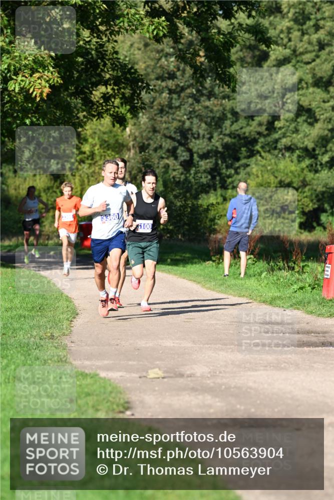 27.09.2026 - 35. Volkslauf durch das schöne Alstertal Dr. Thomas Lammeyer http://msf.ph/oto/10563904 27.09.2026 10:33:38 Laufen 3360, 3100 meine-sportfotos.de