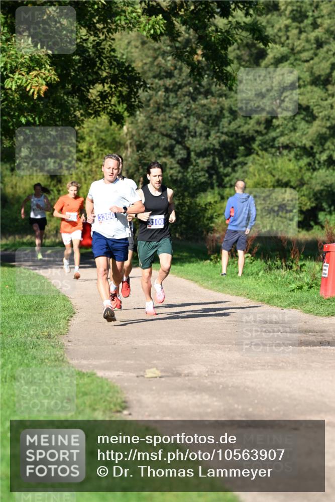 27.09.2026 - 35. Volkslauf durch das schöne Alstertal Dr. Thomas Lammeyer http://msf.ph/oto/10563907 27.09.2026 10:33:38 Laufen 3360, 3100 meine-sportfotos.de