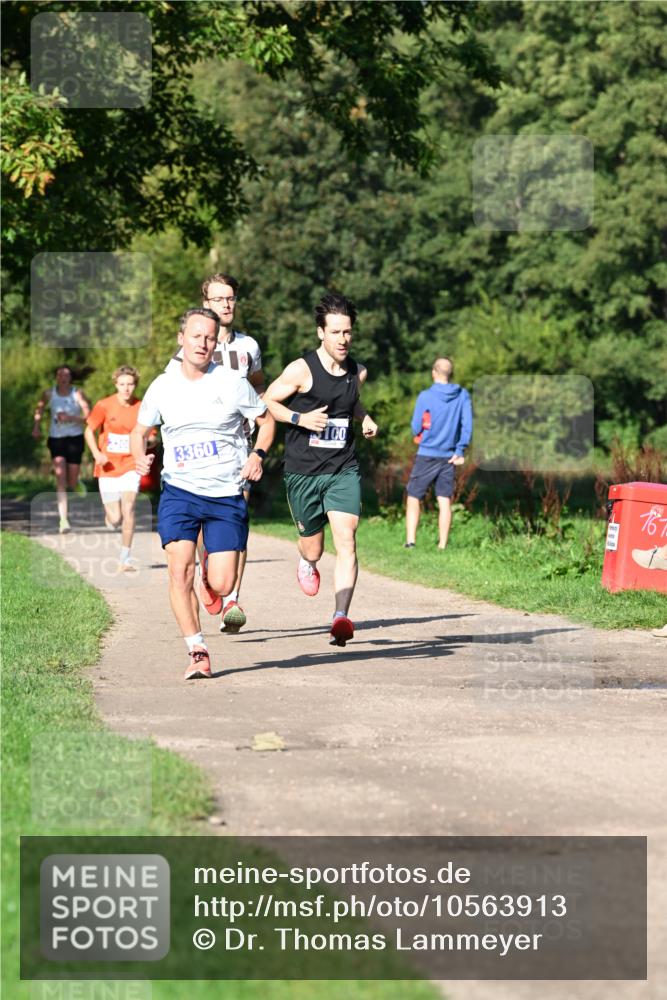 27.09.2026 - 35. Volkslauf durch das schöne Alstertal Dr. Thomas Lammeyer http://msf.ph/oto/10563913 27.09.2026 10:33:39 Laufen 3360 meine-sportfotos.de