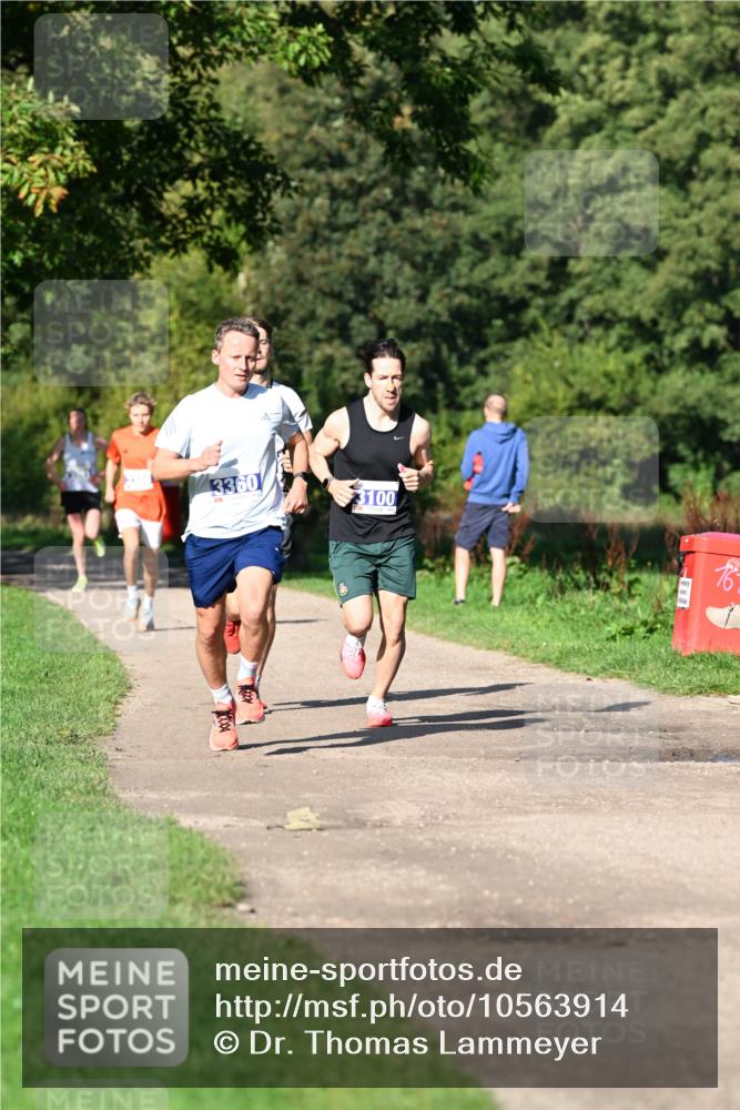 27.09.2026 - 35. Volkslauf durch das schöne Alstertal Dr. Thomas Lammeyer http://msf.ph/oto/10563914 27.09.2026 10:33:39 Laufen 3360, 3100 meine-sportfotos.de