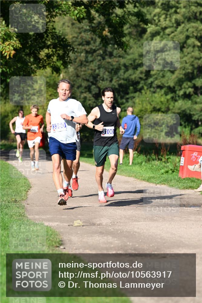 27.09.2026 - 35. Volkslauf durch das schöne Alstertal Dr. Thomas Lammeyer http://msf.ph/oto/10563917 27.09.2026 10:33:40 Laufen  meine-sportfotos.de