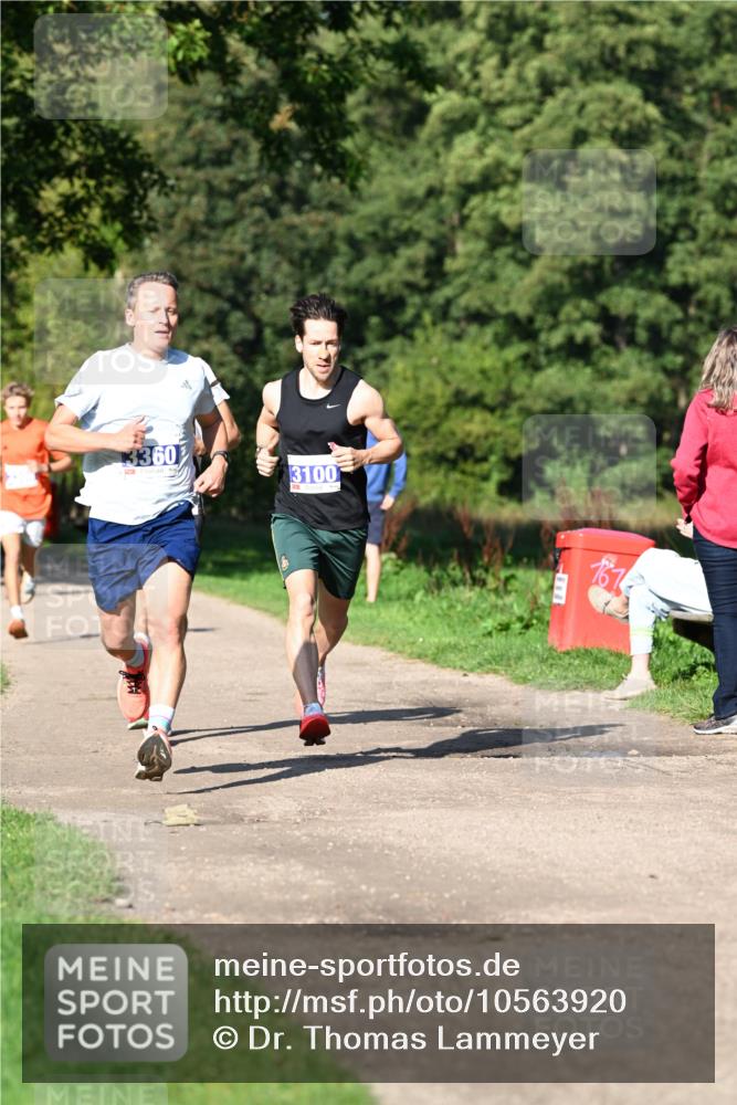 27.09.2026 - 35. Volkslauf durch das schöne Alstertal Dr. Thomas Lammeyer http://msf.ph/oto/10563920 27.09.2026 10:33:40 Laufen 3360, 3100, 161 meine-sportfotos.de