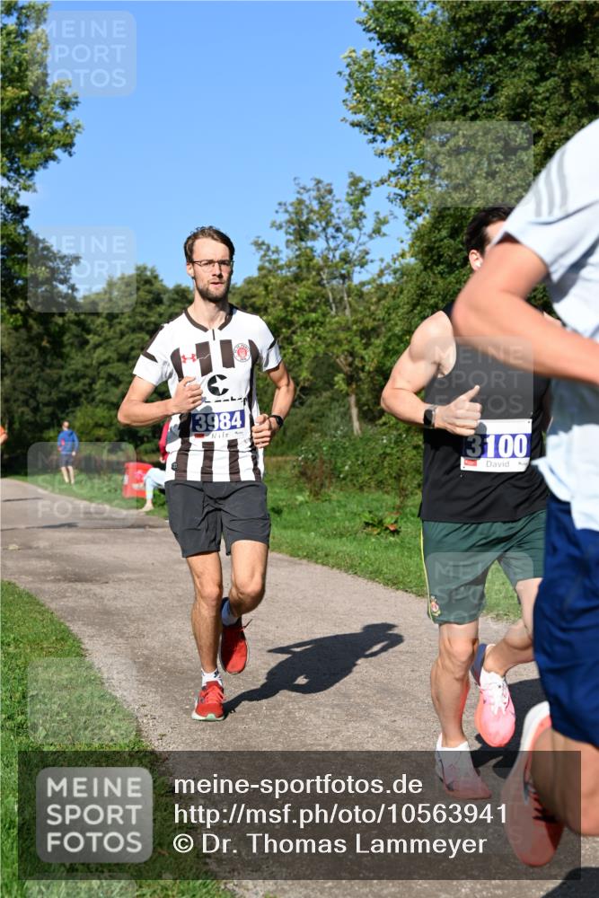 27.09.2026 - 35. Volkslauf durch das schöne Alstertal Dr. Thomas Lammeyer http://msf.ph/oto/10563941 27.09.2026 10:33:44 Laufen 1171, 3984, 13100 meine-sportfotos.de