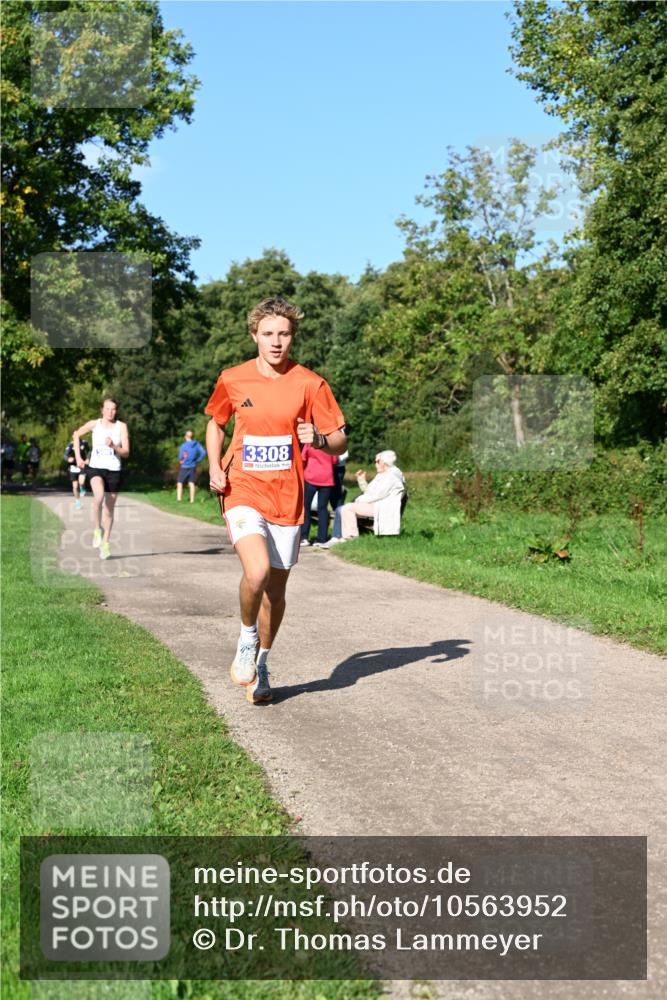 27.09.2026 - 35. Volkslauf durch das schöne Alstertal Dr. Thomas Lammeyer http://msf.ph/oto/10563952 27.09.2026 10:33:48 Laufen 13308 meine-sportfotos.de