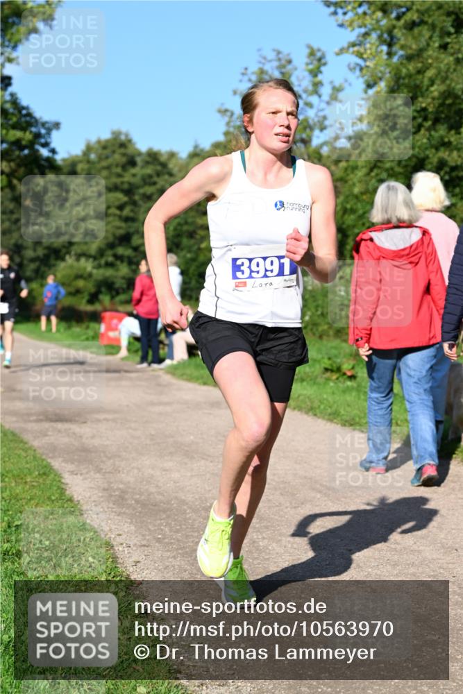 27.09.2026 - 35. Volkslauf durch das schöne Alstertal Dr. Thomas Lammeyer http://msf.ph/oto/10563970 27.09.2026 10:33:52 Laufen 3991 meine-sportfotos.de