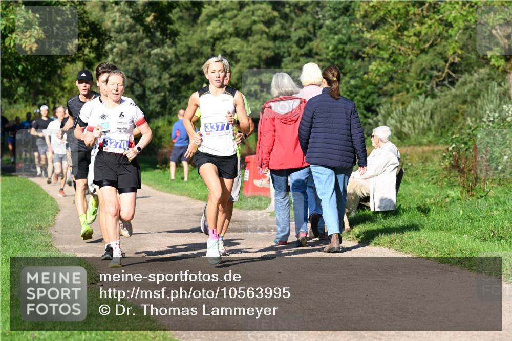 27.09.2026 - 35. Volkslauf durch das schöne Alstertal Dr. Thomas Lammeyer http://msf.ph/oto/10563995 27.09.2026 10:34:00 Laufen 3270, 3377 meine-sportfotos.de