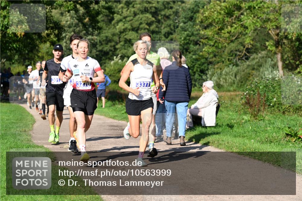 27.09.2026 - 35. Volkslauf durch das schöne Alstertal Dr. Thomas Lammeyer http://msf.ph/oto/10563999 27.09.2026 10:34:00 Laufen 3013, 3270, 3377 meine-sportfotos.de