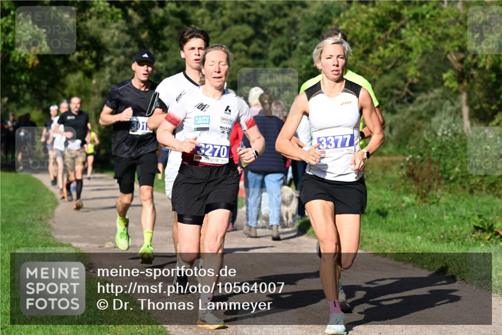 27.09.2026 - 35. Volkslauf durch das schöne Alstertal Dr. Thomas Lammeyer http://msf.ph/oto/10564007 27.09.2026 10:34:02 Laufen 01, 30, 3270, 3377 meine-sportfotos.de