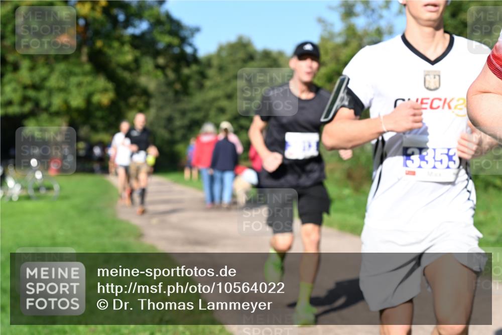 27.09.2026 - 35. Volkslauf durch das schöne Alstertal Dr. Thomas Lammeyer http://msf.ph/oto/10564022 27.09.2026 10:34:04 Laufen 2, 3353 meine-sportfotos.de