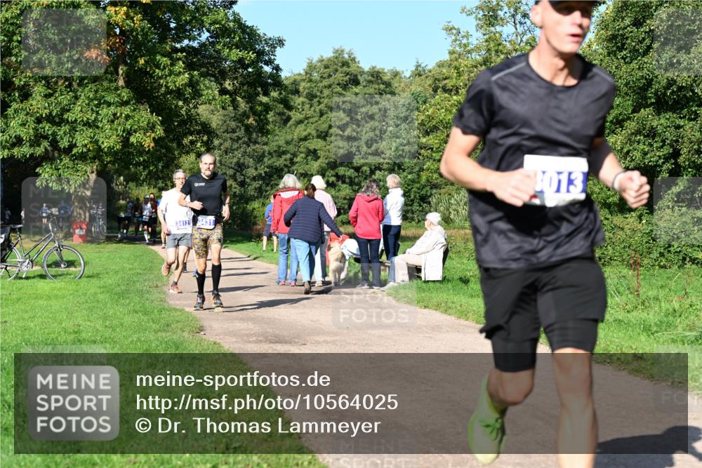 27.09.2026 - 35. Volkslauf durch das schöne Alstertal Dr. Thomas Lammeyer http://msf.ph/oto/10564025 27.09.2026 10:34:04 Laufen  meine-sportfotos.de
