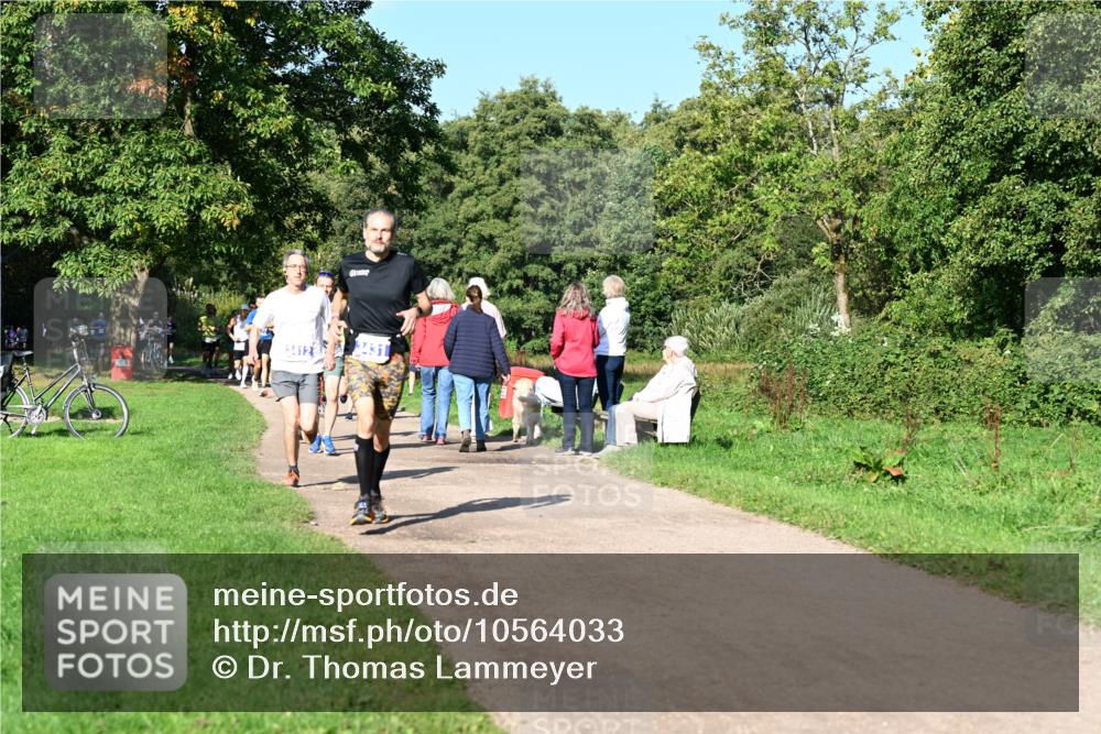 27.09.2026 - 35. Volkslauf durch das schöne Alstertal Dr. Thomas Lammeyer http://msf.ph/oto/10564033 27.09.2026 10:34:05 Laufen 3431, 34126 meine-sportfotos.de