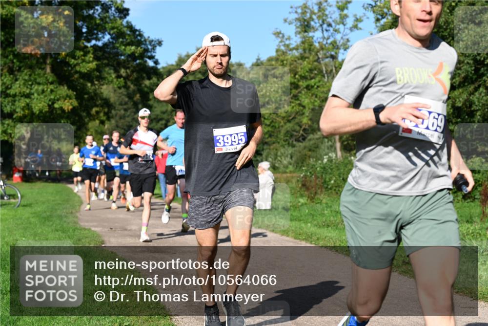 27.09.2026 - 35. Volkslauf durch das schöne Alstertal Dr. Thomas Lammeyer http://msf.ph/oto/10564066 27.09.2026 10:34:11 Laufen 3995, 569 meine-sportfotos.de