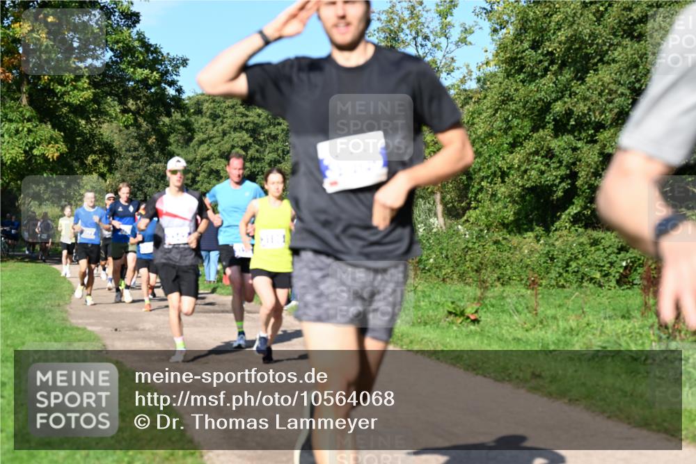 27.09.2026 - 35. Volkslauf durch das schöne Alstertal Dr. Thomas Lammeyer http://msf.ph/oto/10564068 27.09.2026 10:34:11 Laufen  meine-sportfotos.de