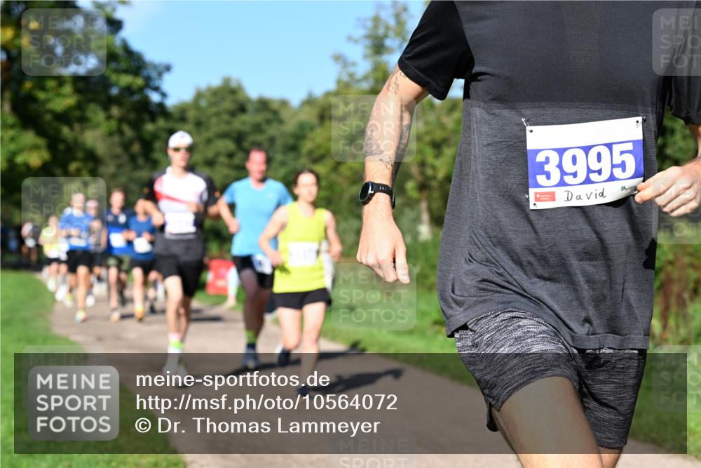 27.09.2026 - 35. Volkslauf durch das schöne Alstertal Dr. Thomas Lammeyer http://msf.ph/oto/10564072 27.09.2026 10:34:12 Laufen 3995 meine-sportfotos.de