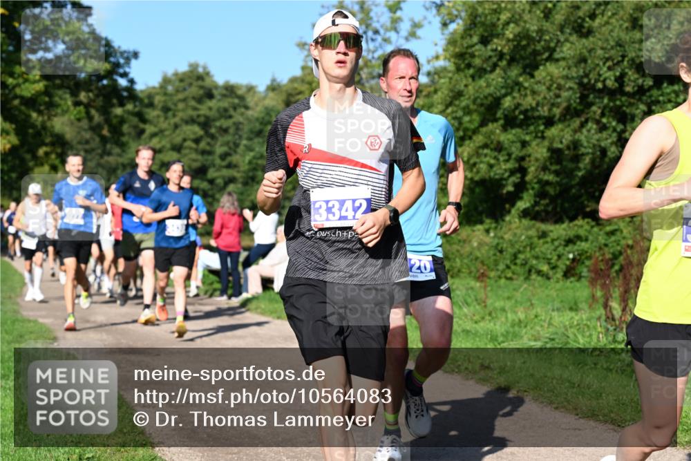 27.09.2026 - 35. Volkslauf durch das schöne Alstertal Dr. Thomas Lammeyer http://msf.ph/oto/10564083 27.09.2026 10:34:13 Laufen 3342, 20 meine-sportfotos.de