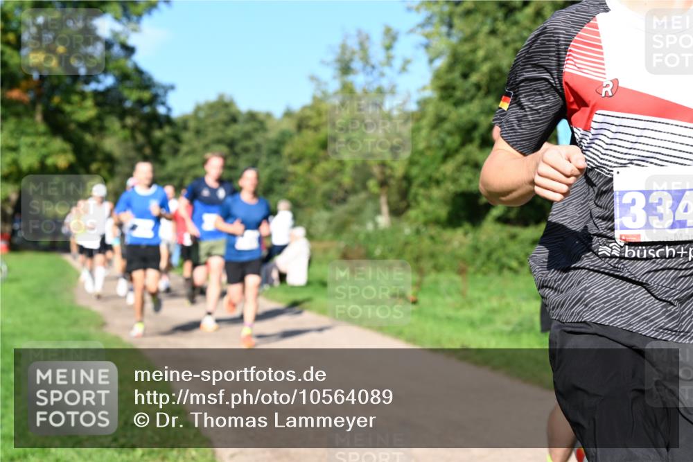 27.09.2026 - 35. Volkslauf durch das schöne Alstertal Dr. Thomas Lammeyer http://msf.ph/oto/10564089 27.09.2026 10:34:14 Laufen 334 meine-sportfotos.de