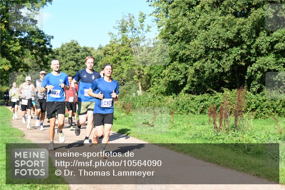27.09.2026 - 35. Volkslauf durch das schöne Alstertal Dr. Thomas Lammeyer http://msf.ph/oto/10564090 27.09.2026 10:34:15 Laufen 3277, 3430 meine-sportfotos.de