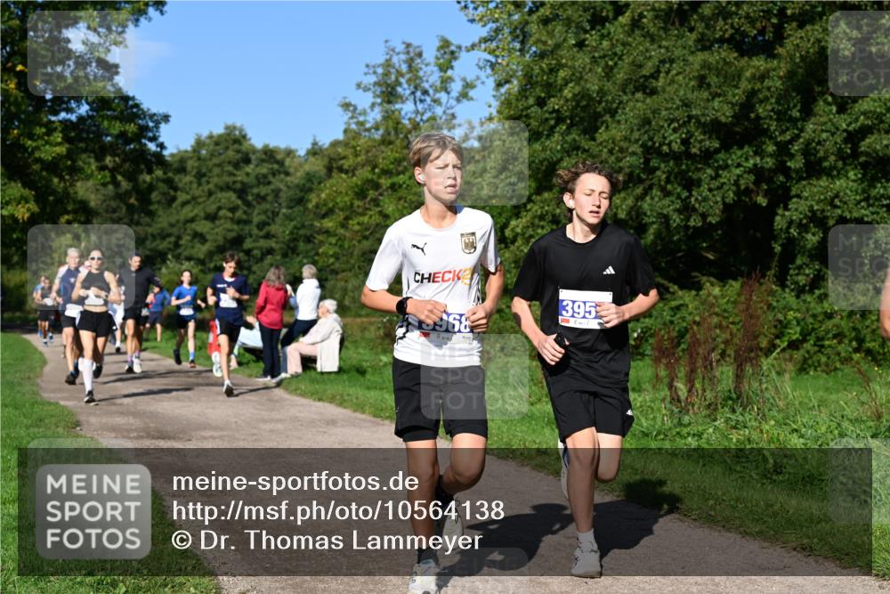 27.09.2026 - 35. Volkslauf durch das schöne Alstertal Dr. Thomas Lammeyer http://msf.ph/oto/10564138 27.09.2026 10:34:22 Laufen 968, 395 meine-sportfotos.de