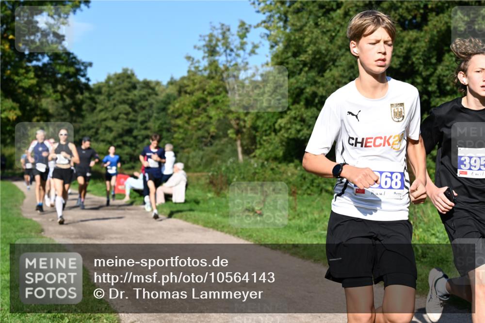27.09.2026 - 35. Volkslauf durch das schöne Alstertal Dr. Thomas Lammeyer http://msf.ph/oto/10564143 27.09.2026 10:34:22 Laufen  meine-sportfotos.de