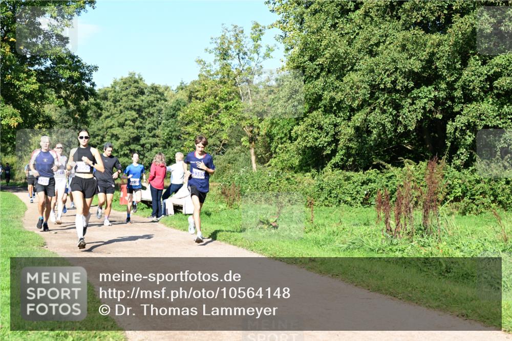 27.09.2026 - 35. Volkslauf durch das schöne Alstertal Dr. Thomas Lammeyer http://msf.ph/oto/10564148 27.09.2026 10:34:23 Laufen 3385 meine-sportfotos.de