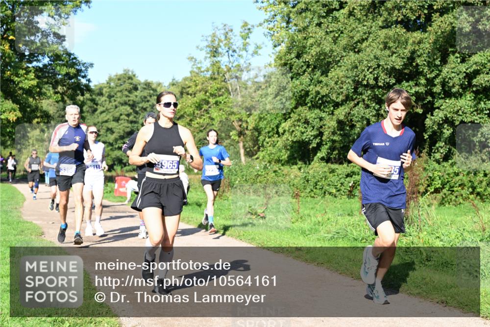 27.09.2026 - 35. Volkslauf durch das schöne Alstertal Dr. Thomas Lammeyer http://msf.ph/oto/10564161 27.09.2026 10:34:25 Laufen 3398, 3965 meine-sportfotos.de