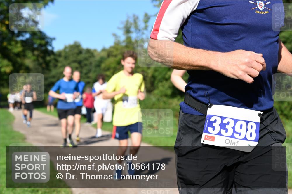27.09.2026 - 35. Volkslauf durch das schöne Alstertal Dr. Thomas Lammeyer http://msf.ph/oto/10564178 27.09.2026 10:34:28 Laufen 3398 meine-sportfotos.de