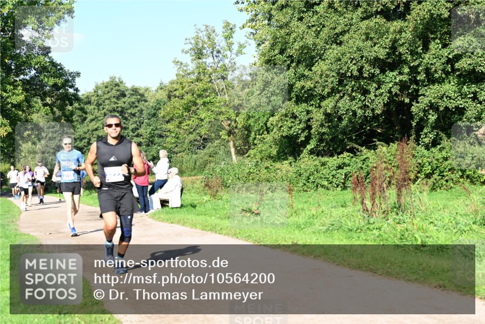 27.09.2026 - 35. Volkslauf durch das schöne Alstertal Dr. Thomas Lammeyer http://msf.ph/oto/10564200 27.09.2026 10:34:32 Laufen 4914 meine-sportfotos.de