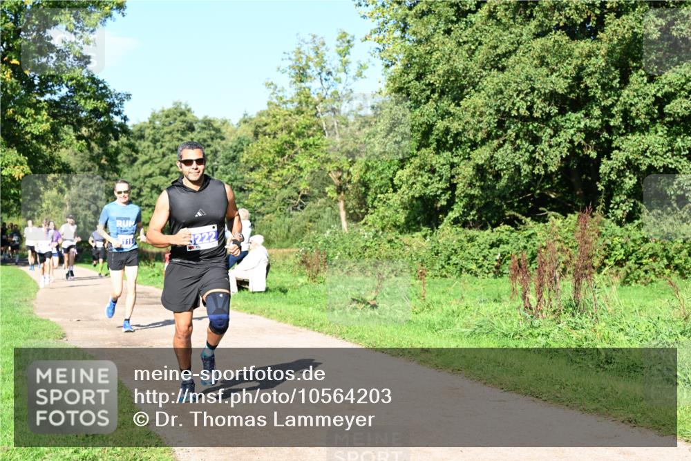 27.09.2026 - 35. Volkslauf durch das schöne Alstertal Dr. Thomas Lammeyer http://msf.ph/oto/10564203 27.09.2026 10:34:32 Laufen 115, 222 meine-sportfotos.de