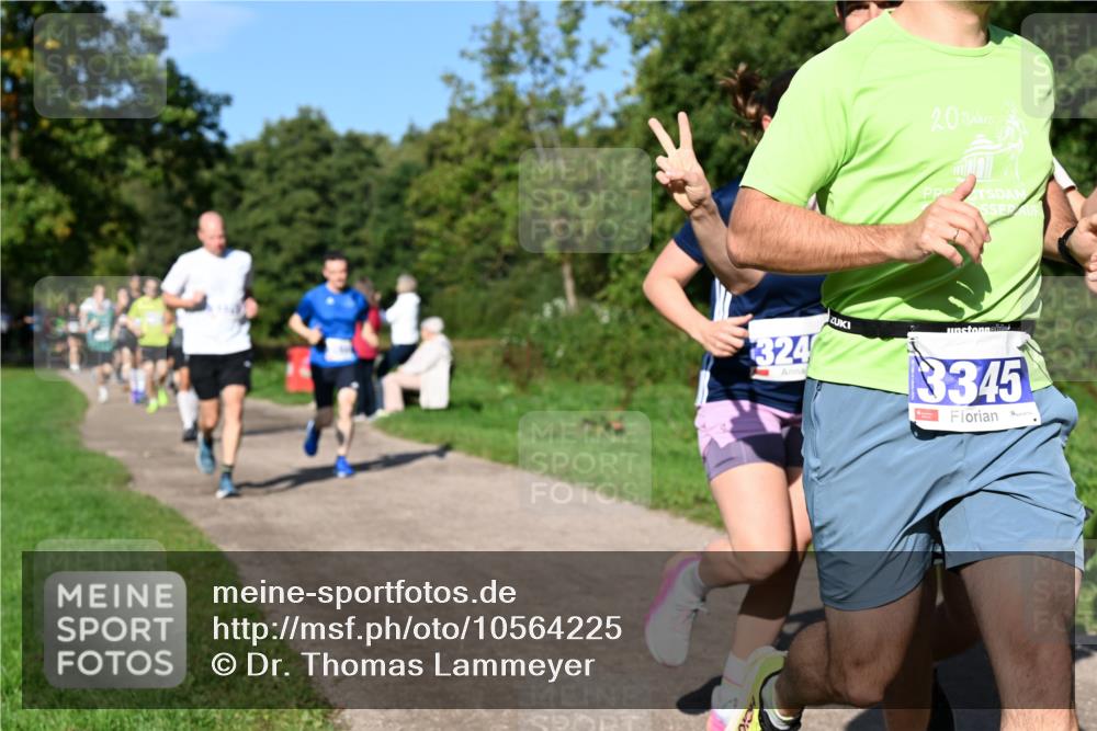27.09.2026 - 35. Volkslauf durch das schöne Alstertal Dr. Thomas Lammeyer http://msf.ph/oto/10564225 27.09.2026 10:34:42 Laufen 20, 324, 3345 meine-sportfotos.de