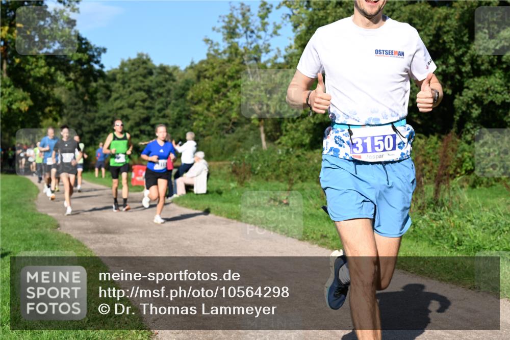 27.09.2026 - 35. Volkslauf durch das schöne Alstertal Dr. Thomas Lammeyer http://msf.ph/oto/10564298 27.09.2026 10:34:53 Laufen 3150 meine-sportfotos.de