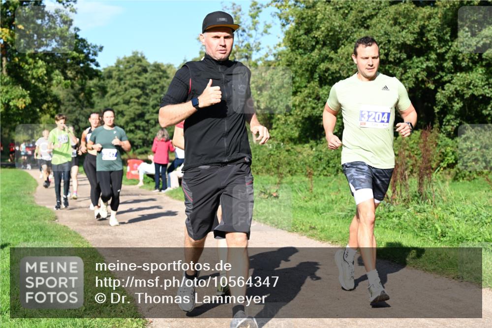 27.09.2026 - 35. Volkslauf durch das schöne Alstertal Dr. Thomas Lammeyer http://msf.ph/oto/10564347 27.09.2026 10:35:01 Laufen 3204 meine-sportfotos.de