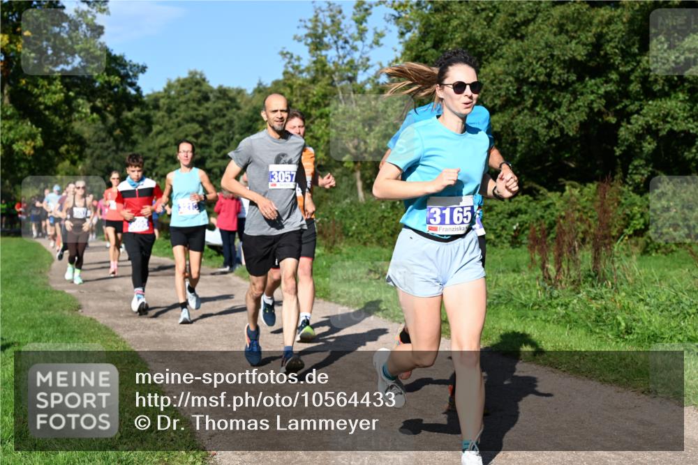 27.09.2026 - 35. Volkslauf durch das schöne Alstertal Dr. Thomas Lammeyer http://msf.ph/oto/10564433 27.09.2026 10:35:15 Laufen 13057, 3165 meine-sportfotos.de