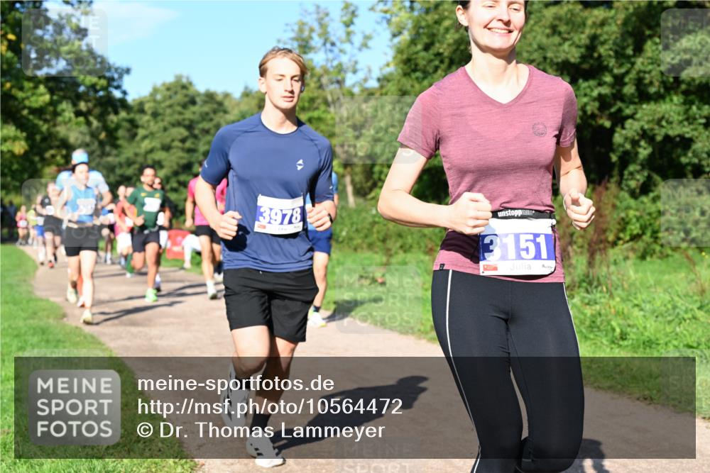 27.09.2026 - 35. Volkslauf durch das schöne Alstertal Dr. Thomas Lammeyer http://msf.ph/oto/10564472 27.09.2026 10:35:22 Laufen 3978, 151 meine-sportfotos.de