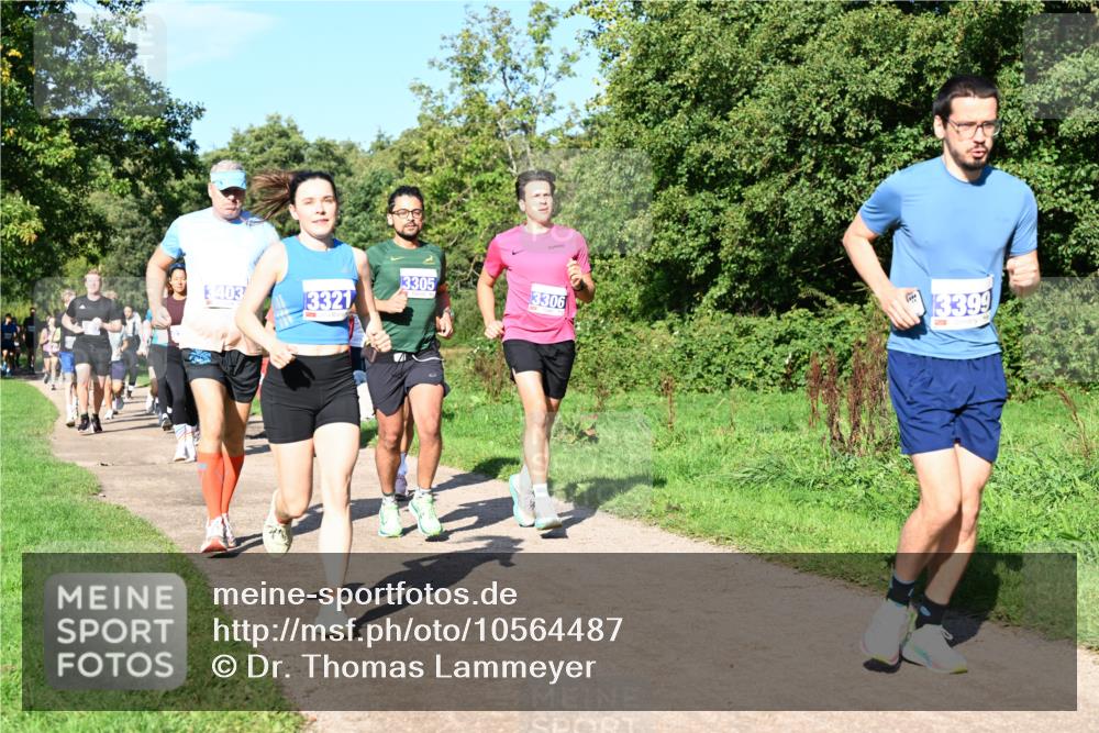 27.09.2026 - 35. Volkslauf durch das schöne Alstertal Dr. Thomas Lammeyer http://msf.ph/oto/10564487 27.09.2026 10:35:24 Laufen  meine-sportfotos.de
