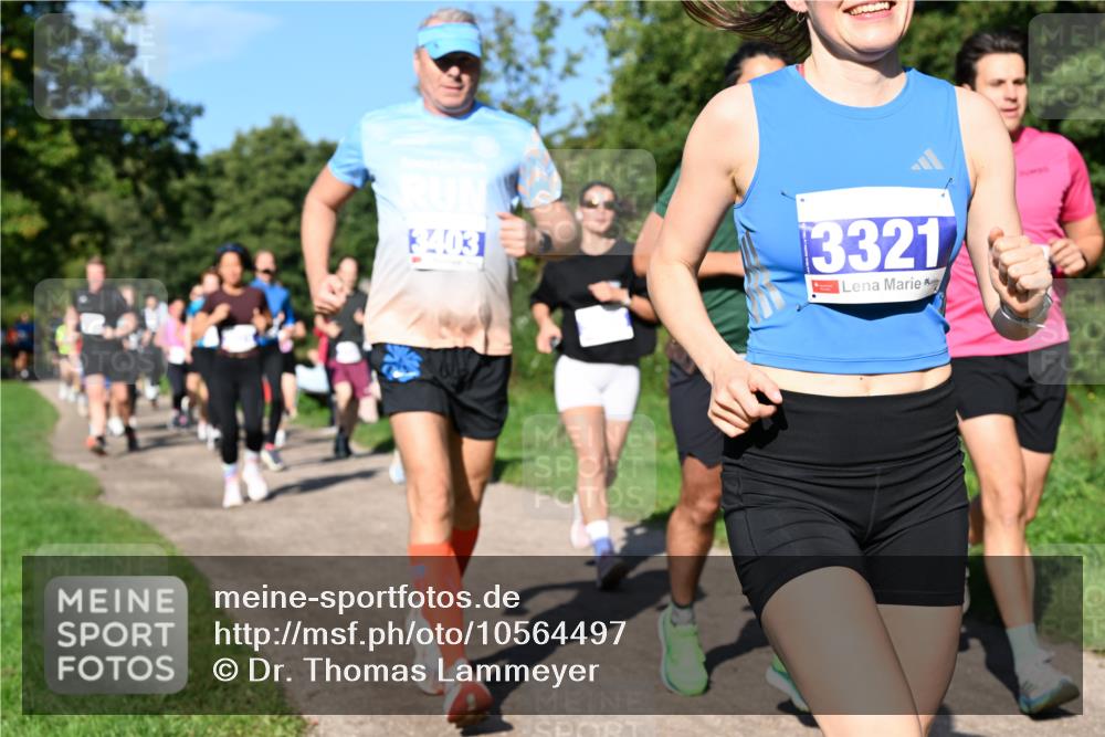 27.09.2026 - 35. Volkslauf durch das schöne Alstertal Dr. Thomas Lammeyer http://msf.ph/oto/10564497 27.09.2026 10:35:26 Laufen 3403, 3321 meine-sportfotos.de