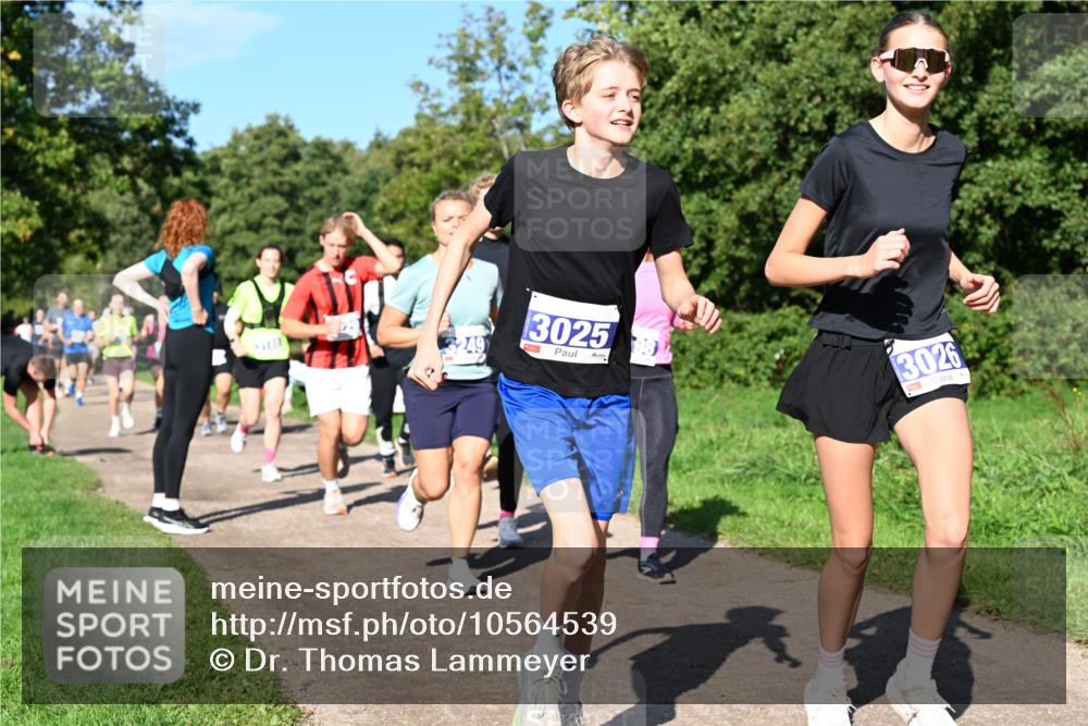 27.09.2026 - 35. Volkslauf durch das schöne Alstertal Dr. Thomas Lammeyer http://msf.ph/oto/10564539 27.09.2026 10:35:32 Laufen  meine-sportfotos.de